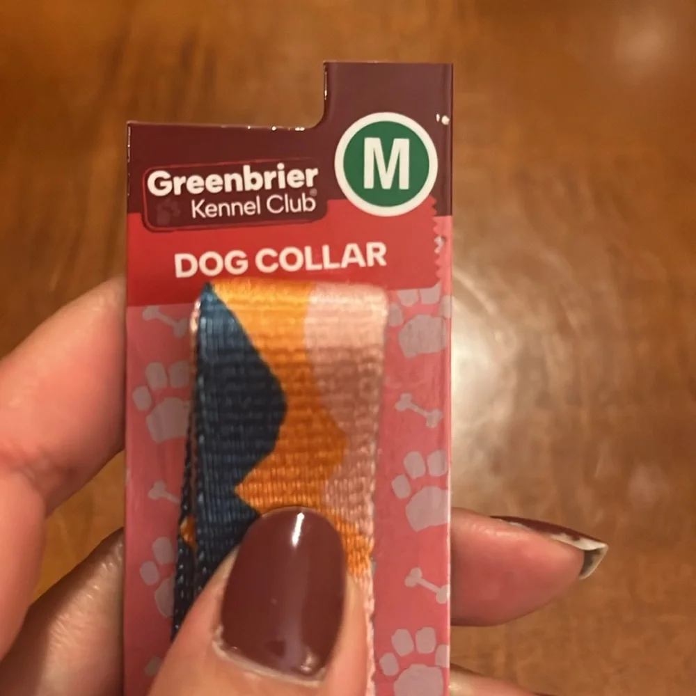 GKC dog collar with adjustable length. Orange, blue and pink. Size M. NWT - Picture 3 of 3